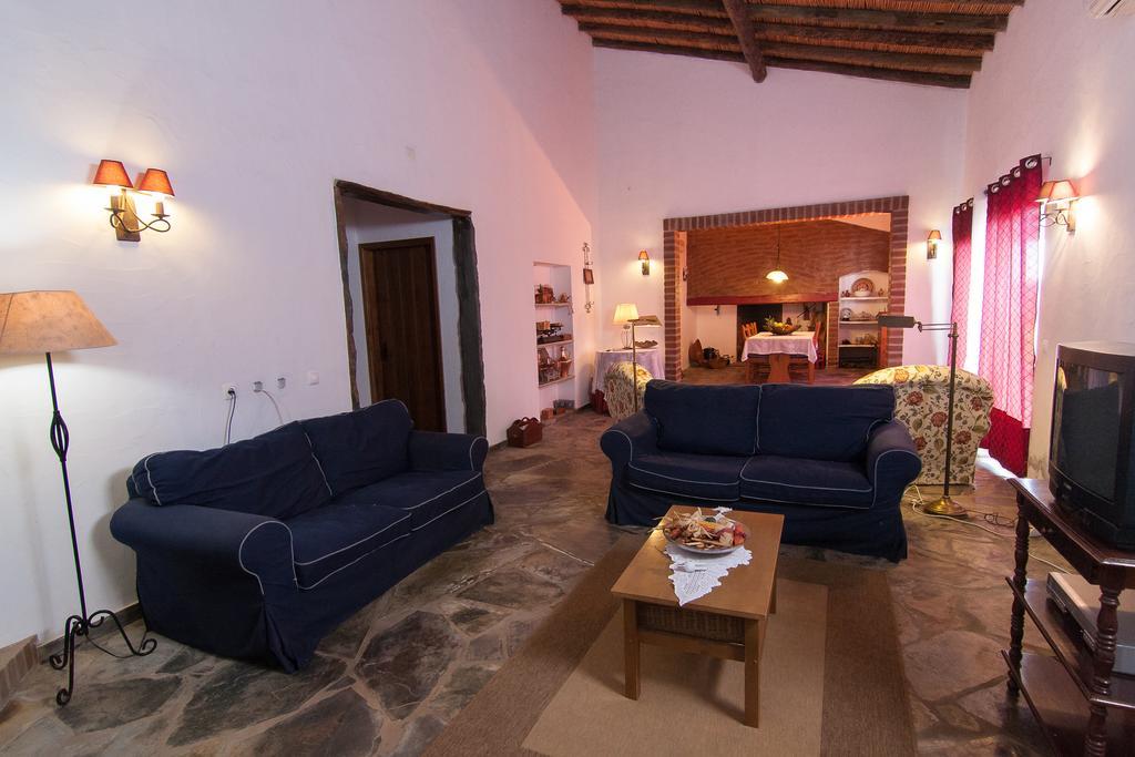 Monte Farropo Hotel Monsaraz Ruang foto