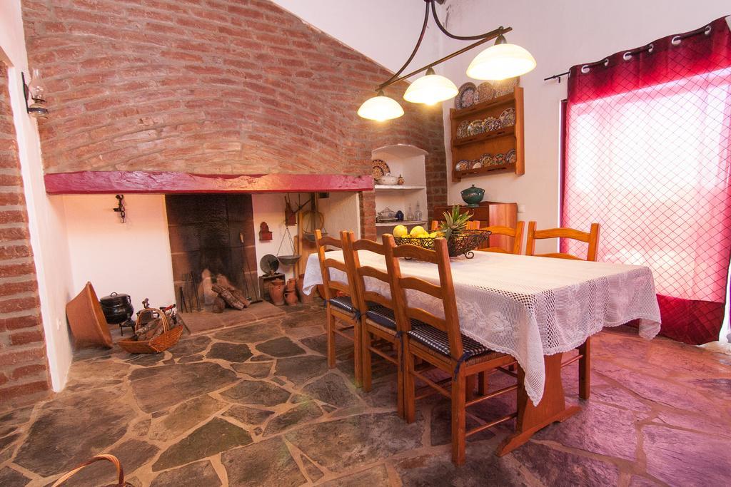 Monte Farropo Hotel Monsaraz Bagian luar foto